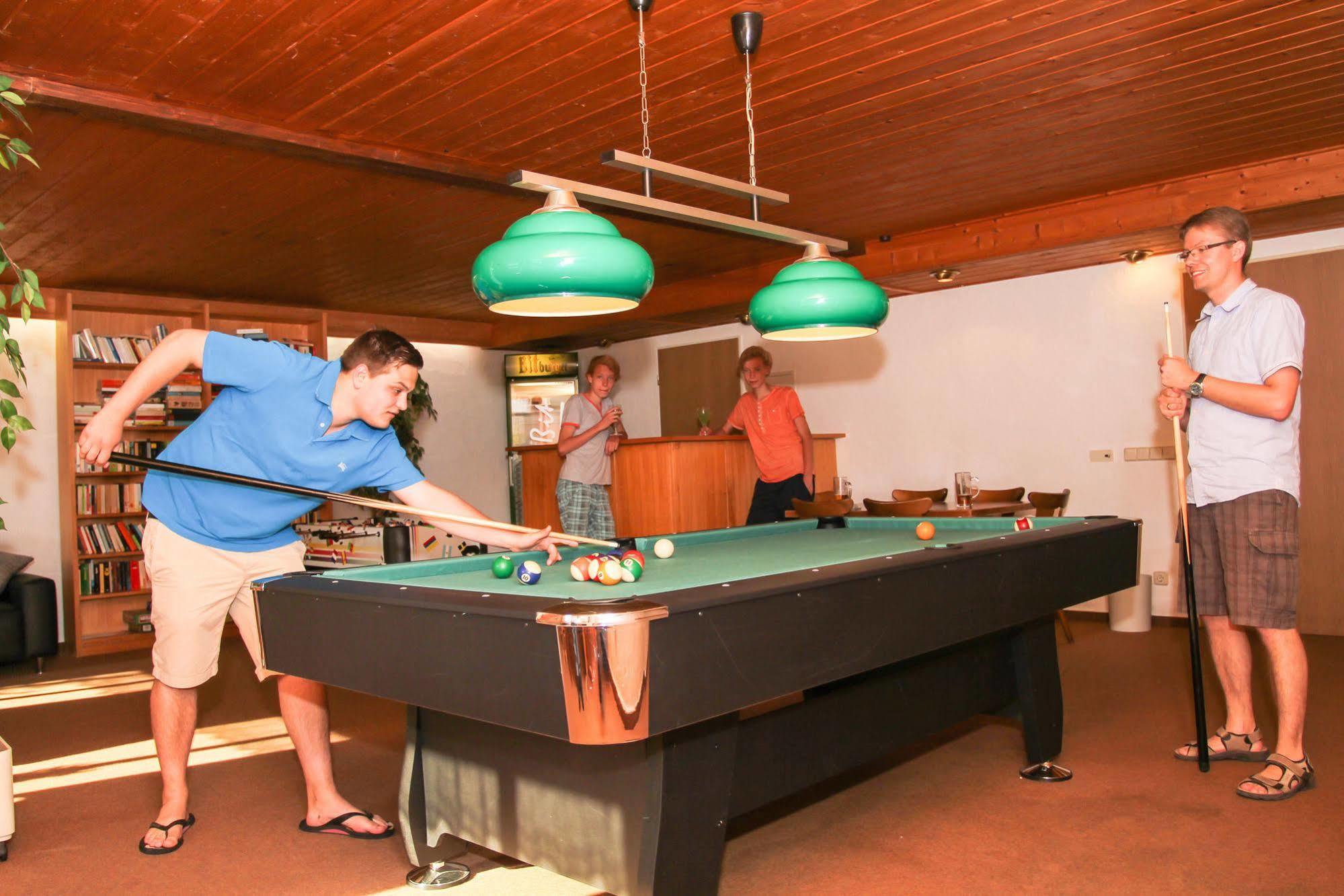 Landhotel Zum Raben Kipfenberg Buitenkant foto
